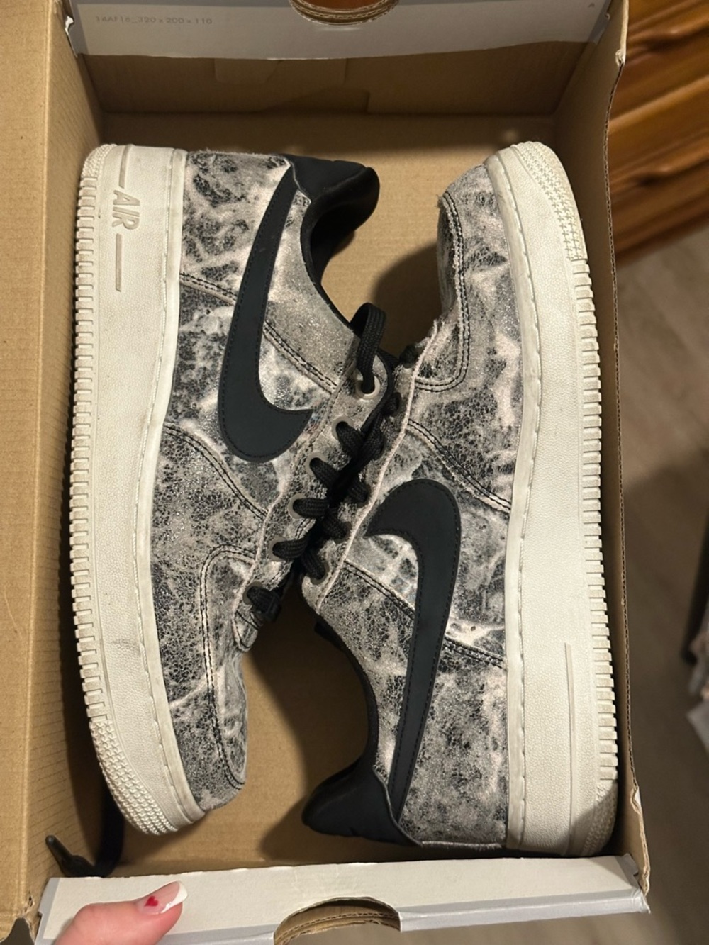 Nike Marble-Print Low Top Sneakers - Silver